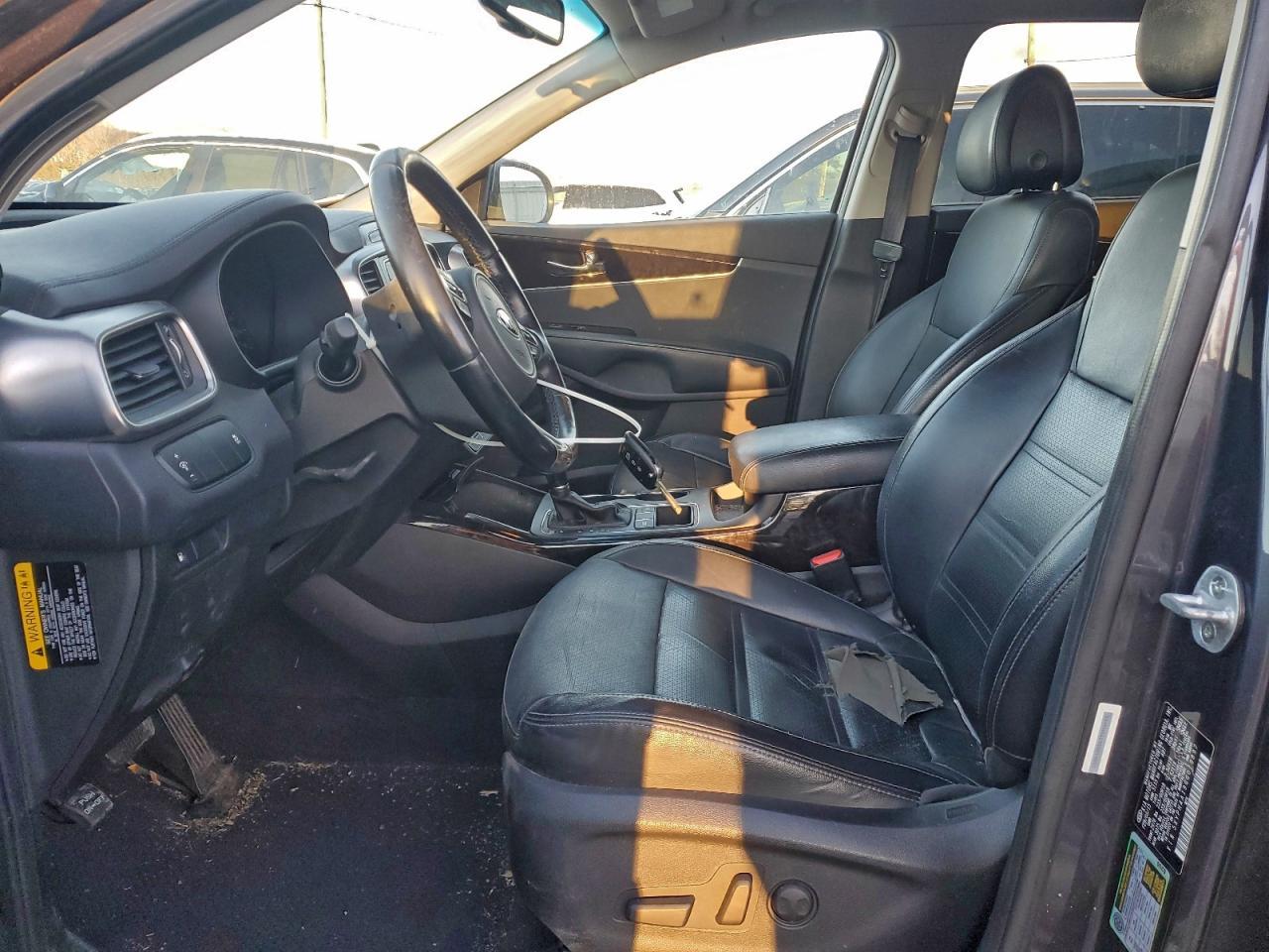 2016 KIA SORENTO