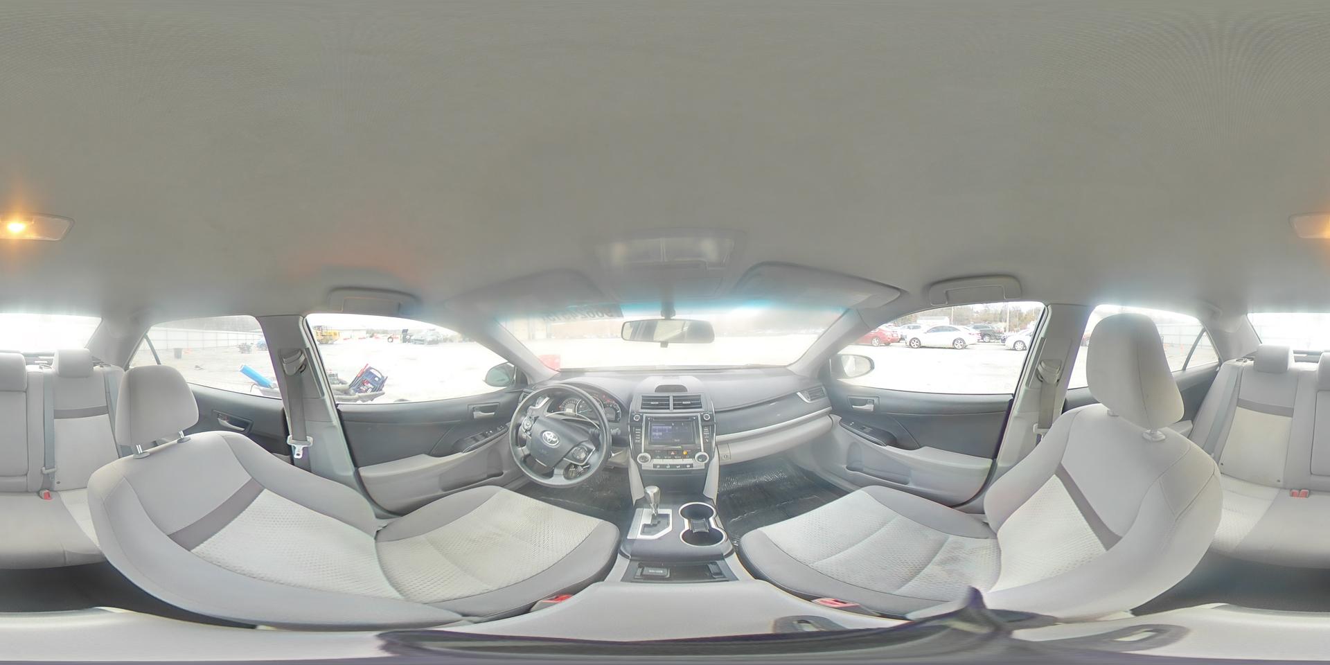2014 TOYOTA CAMRY