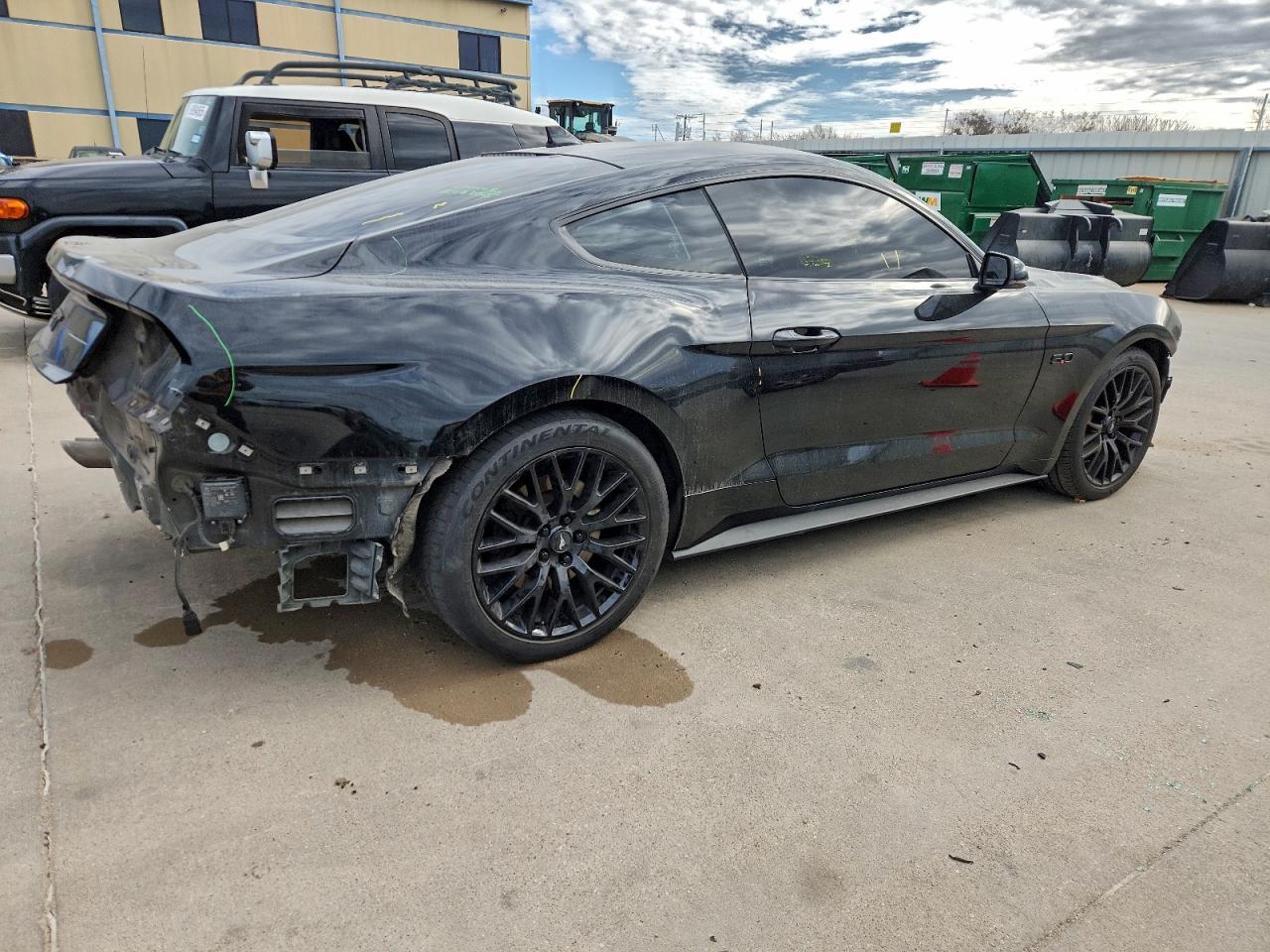 2022 FORD MUSTANG