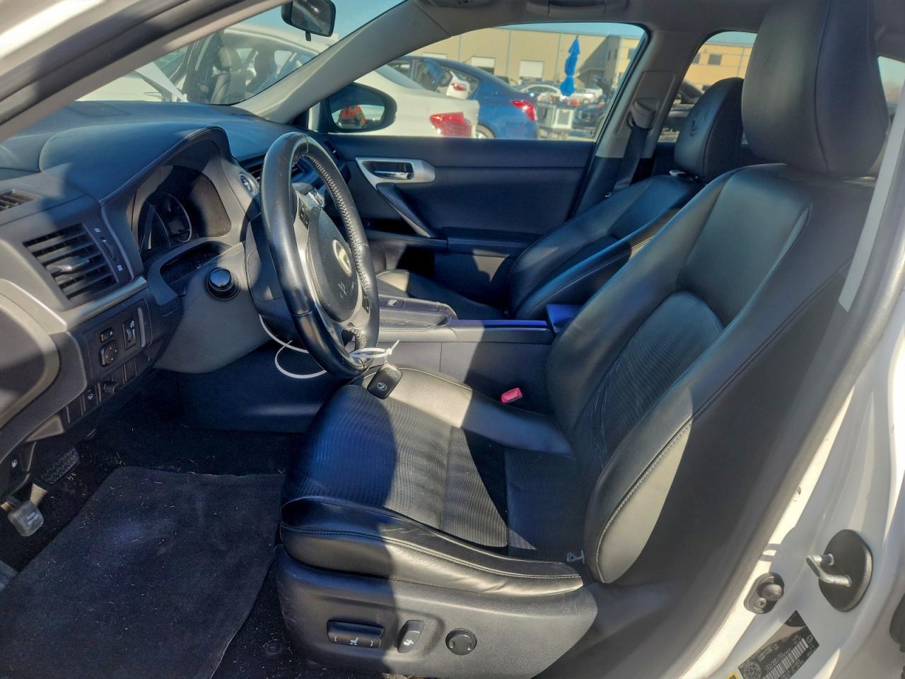 2012 LEXUS CT 200