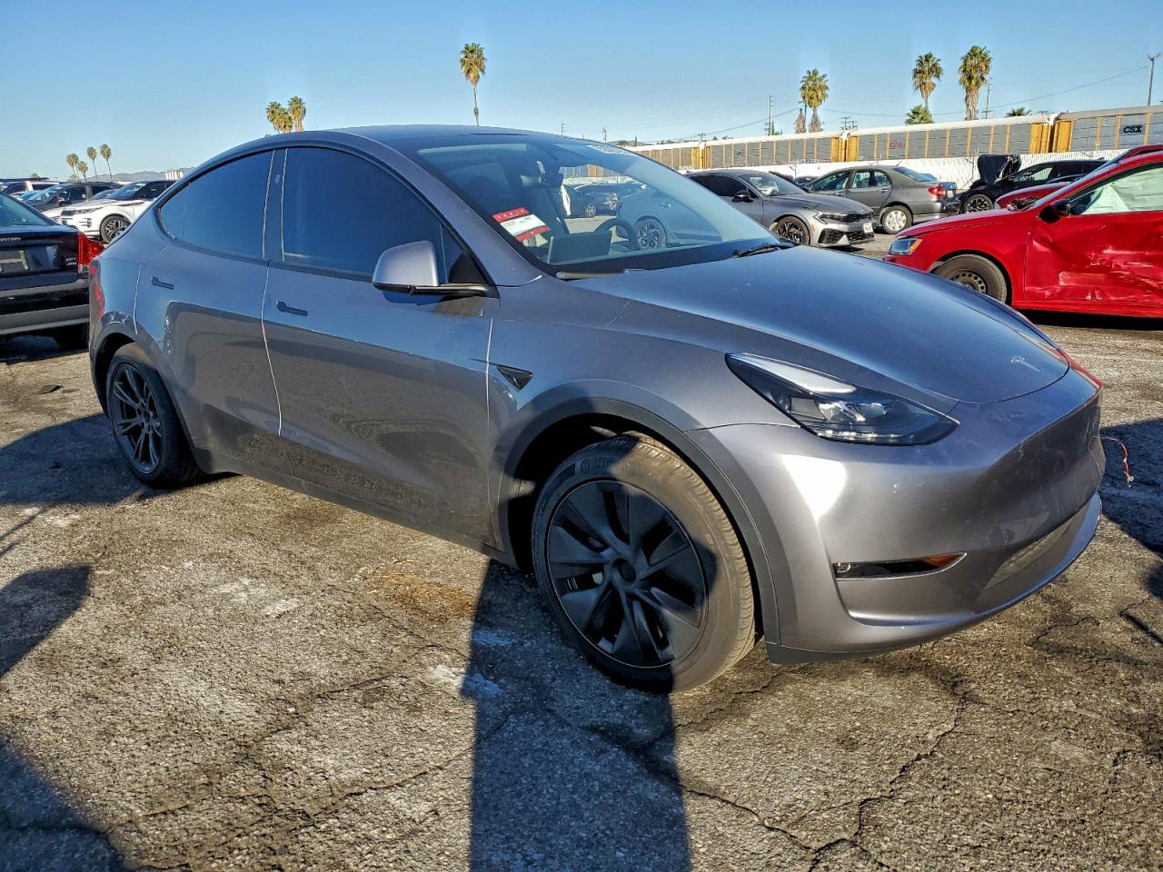 2025 TESLA MODEL Y