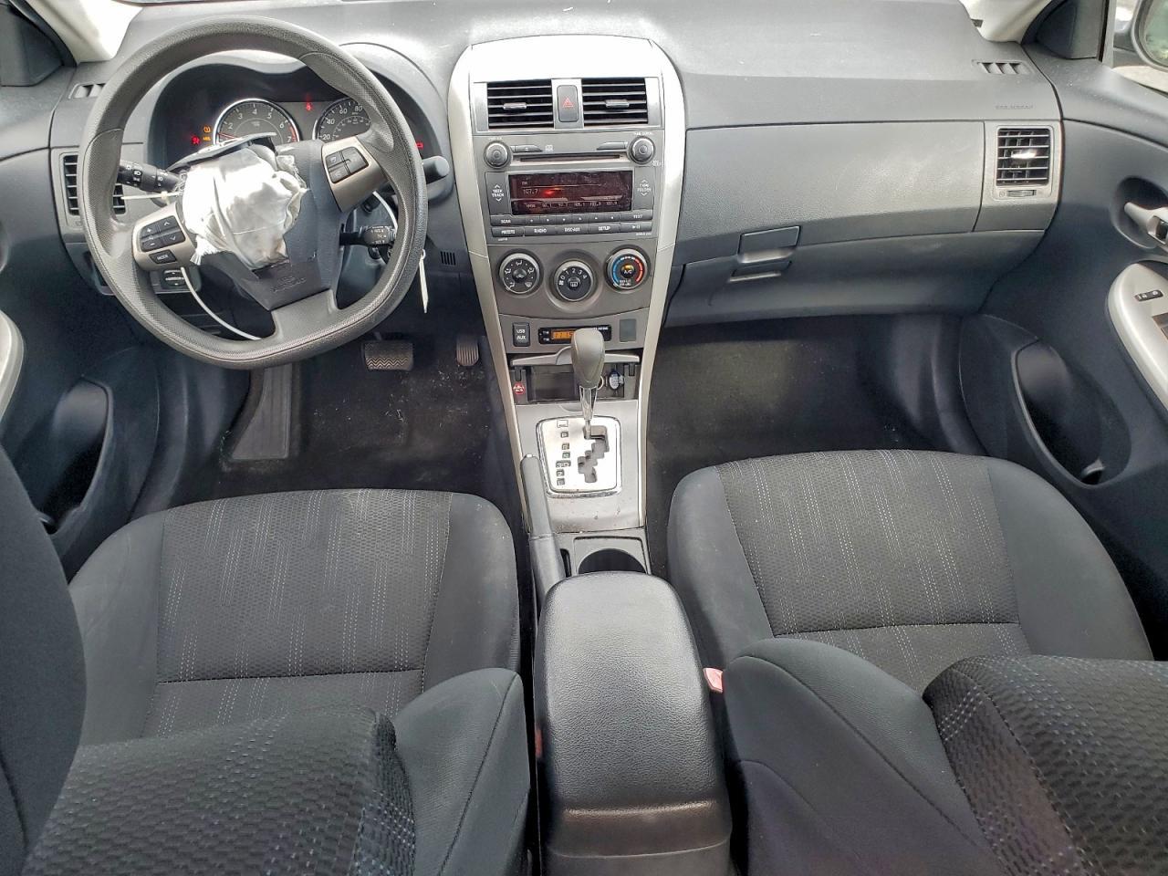 2011 TOYOTA COROLLA