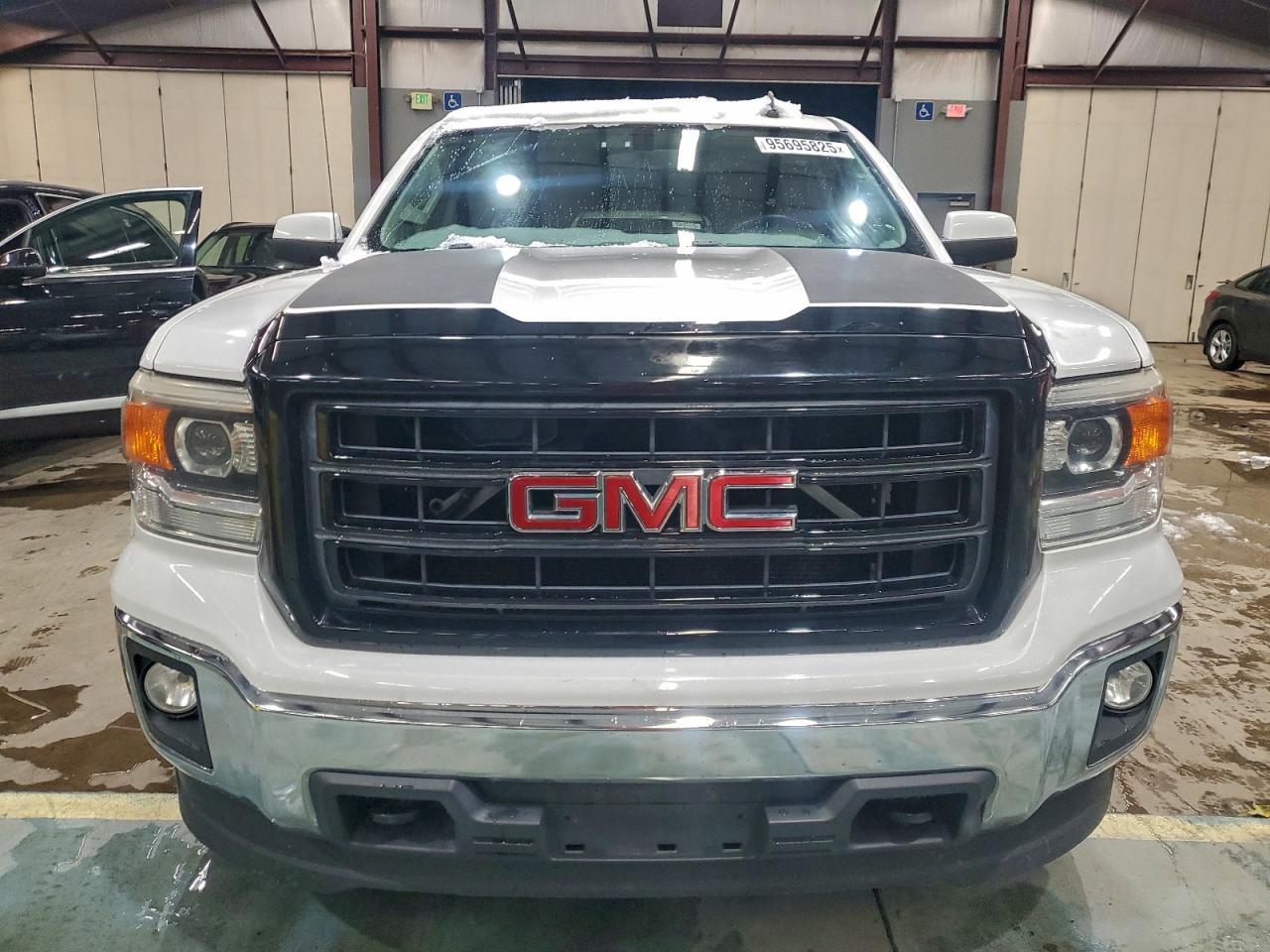 2015 GMC Sierra
