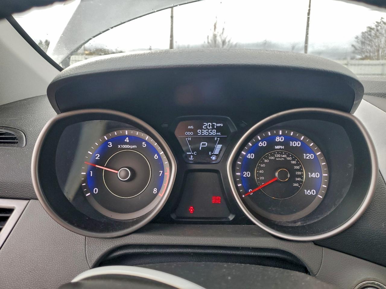 2012 HYUNDAI ELANTRA