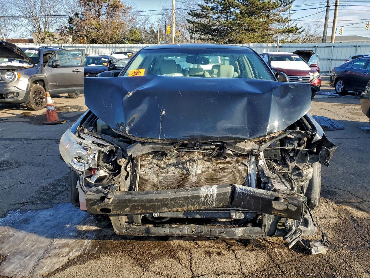 2011 TOYOTA Avalon