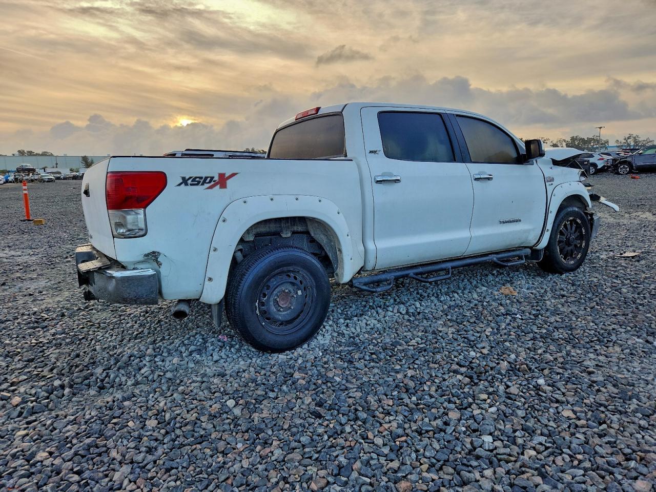 2012 TOYOTA TUNDRA