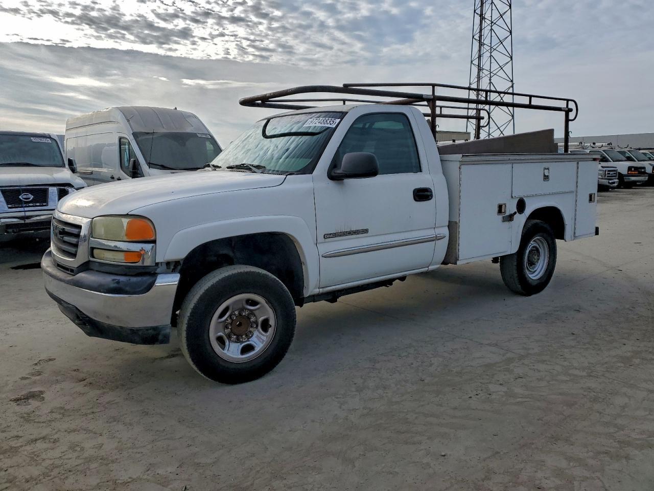 2003 GMC Sierra