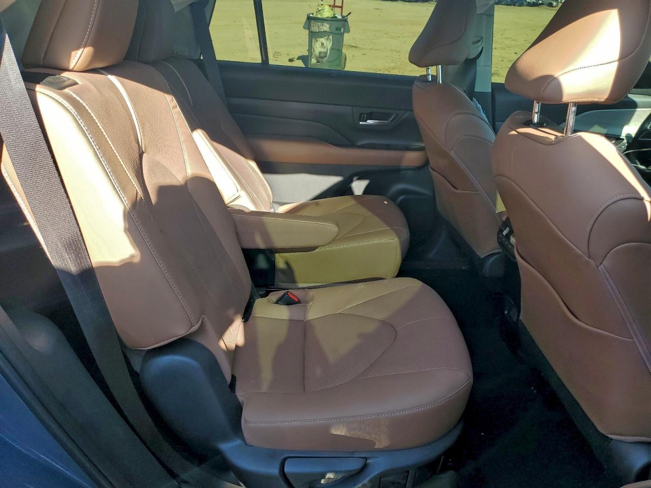 2025 TOYOTA HIGHLANDER