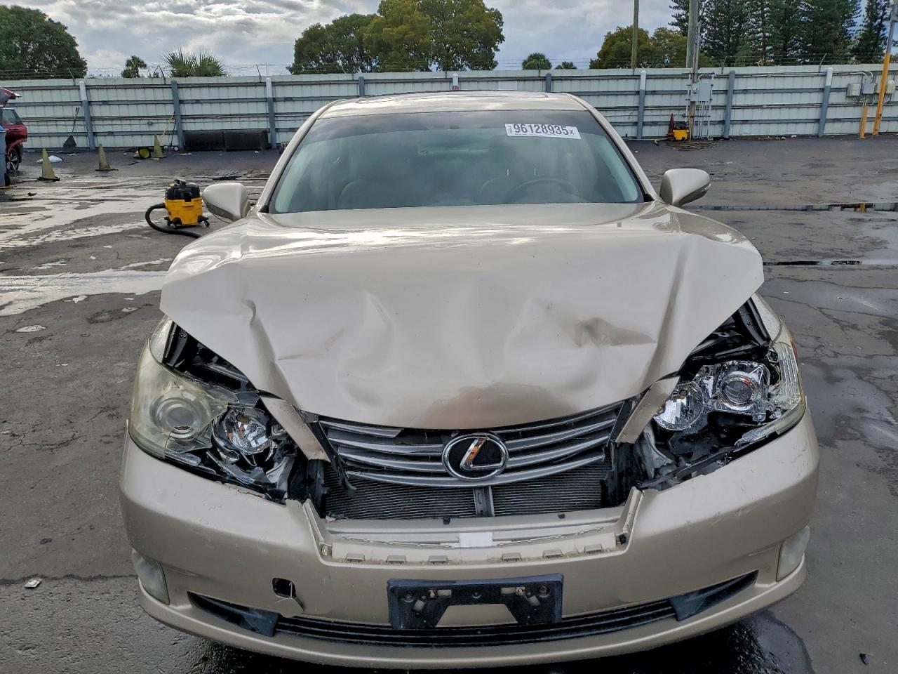 2011 LEXUS ES 350