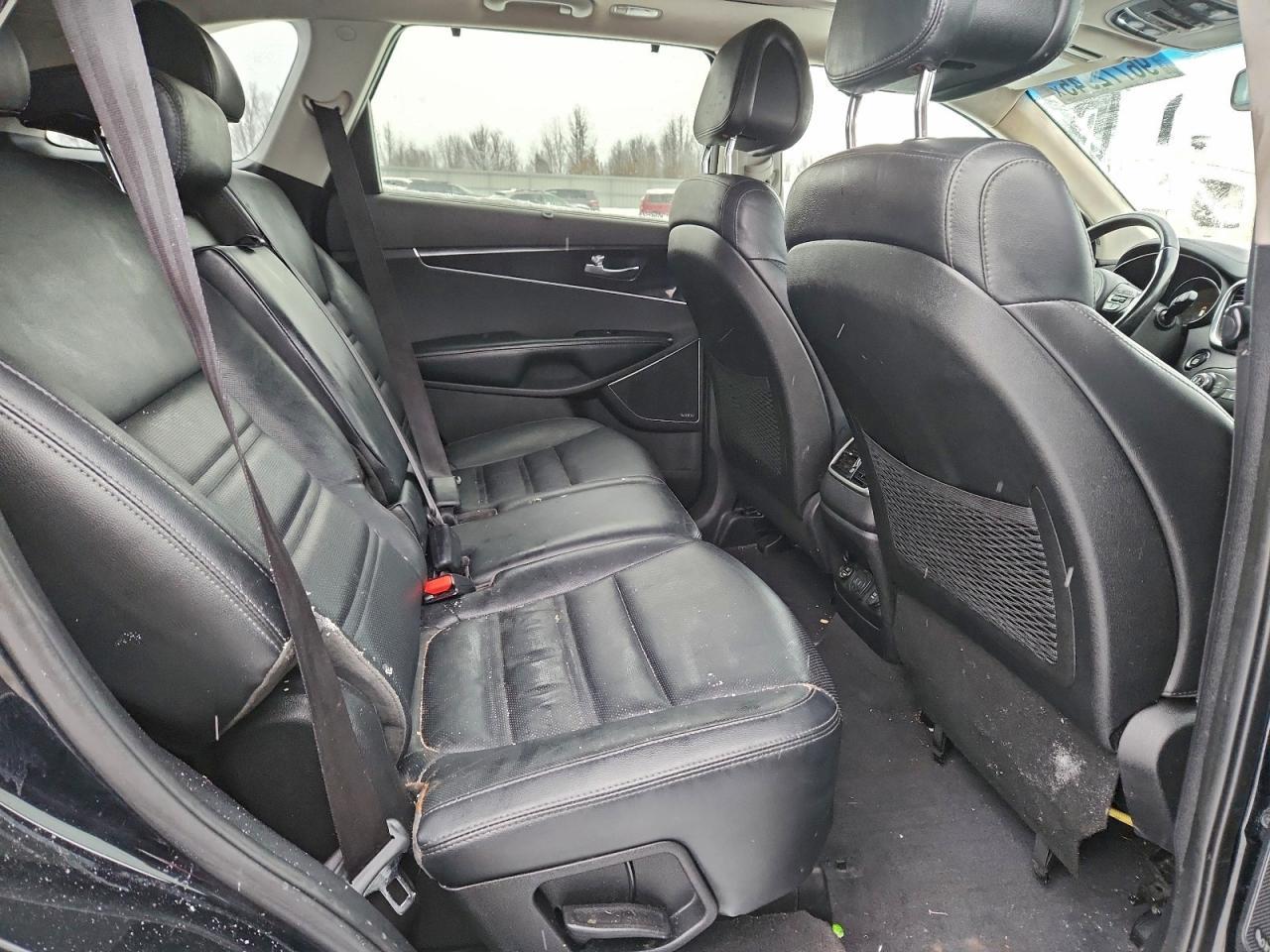 2016 KIA SORENTO