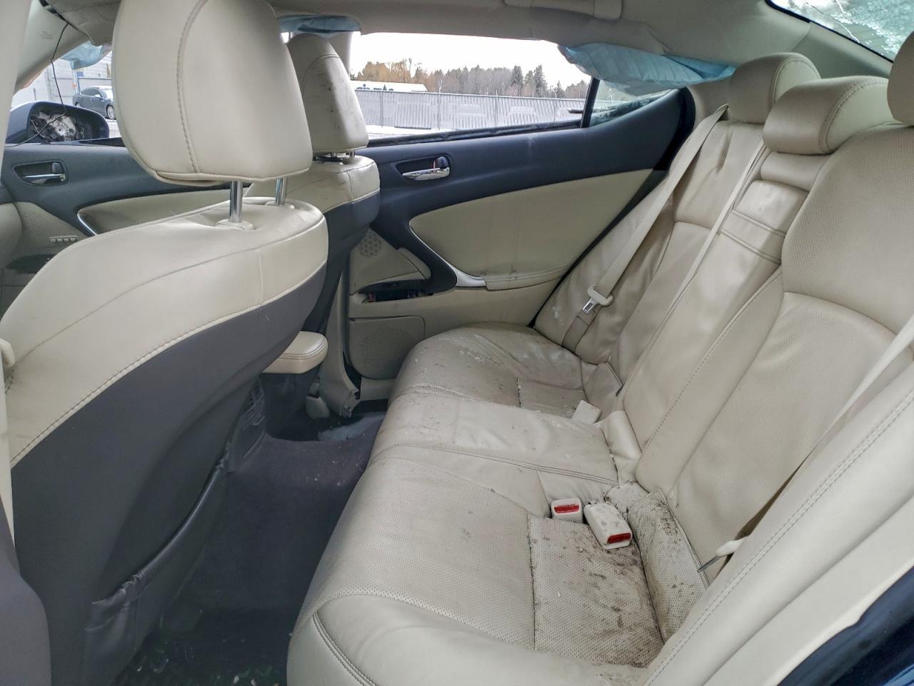 2009 LEXUS IS 250