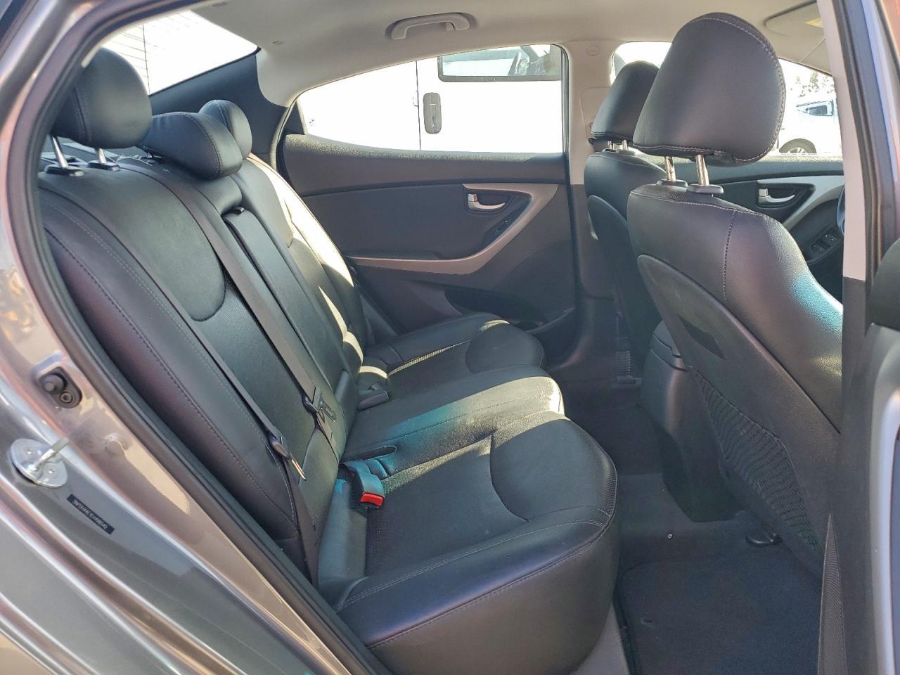 2014 HYUNDAI ELANTRA