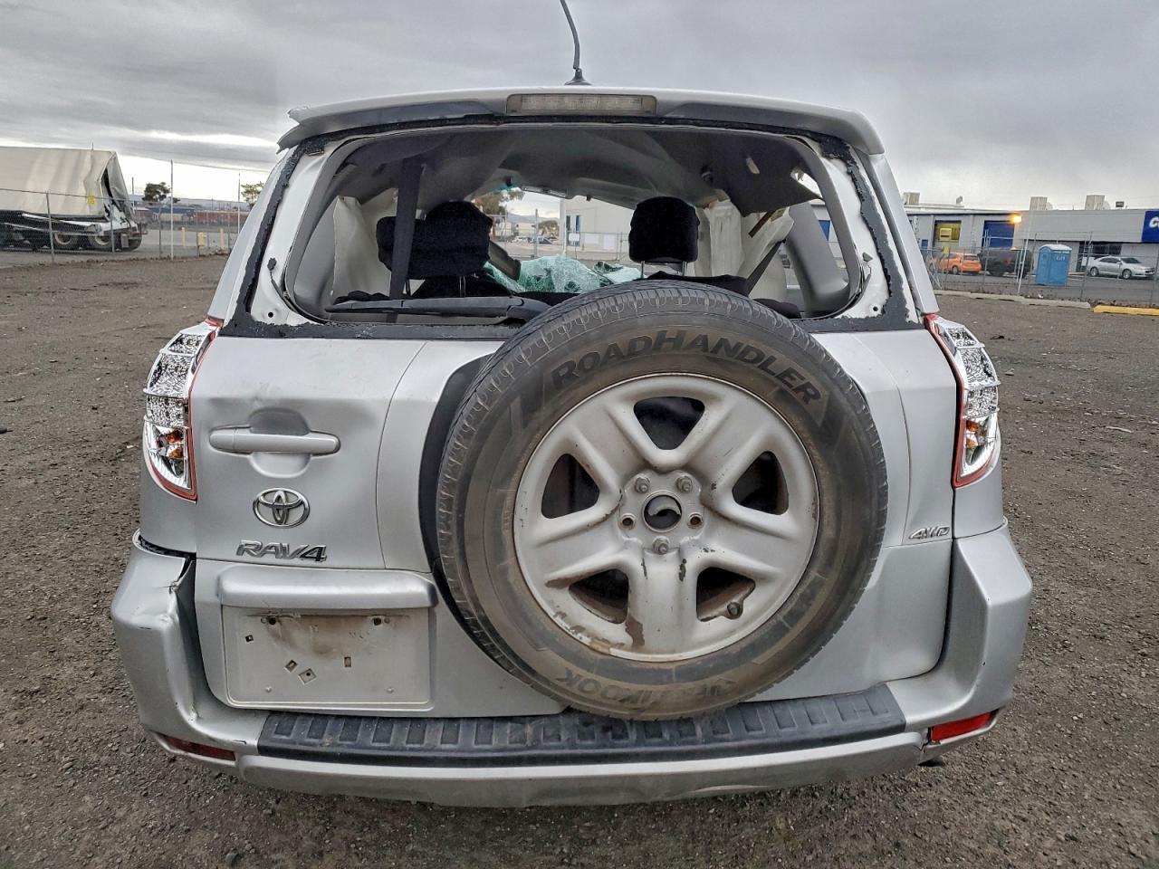 2011 TOYOTA RAV4