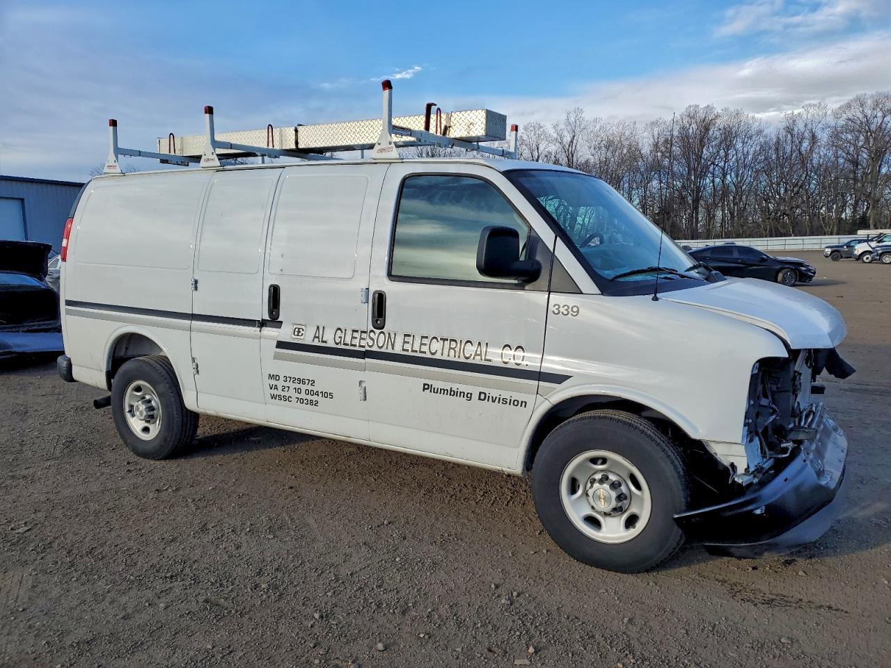 2025 CHEVROLET Express 3500