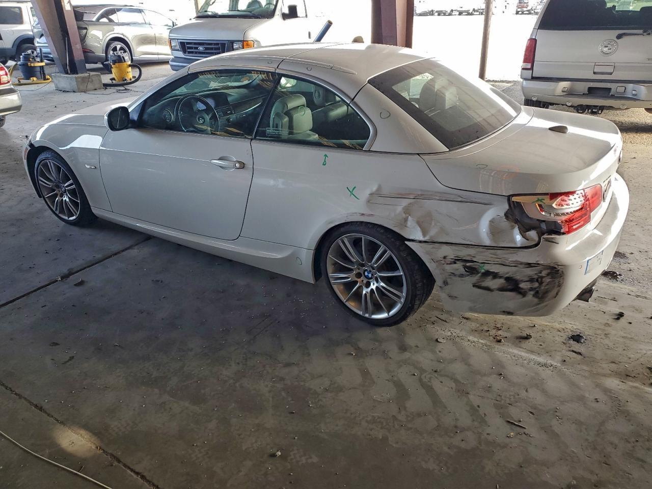 2012 BMW 3 SERIES