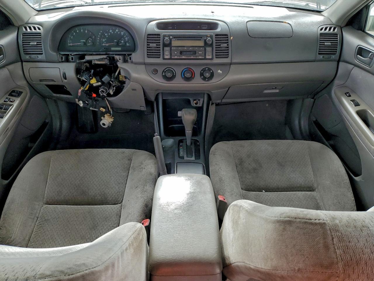 2004 TOYOTA CAMRY