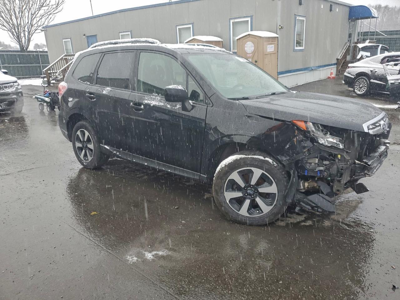 2018 SUBARU FORESTER