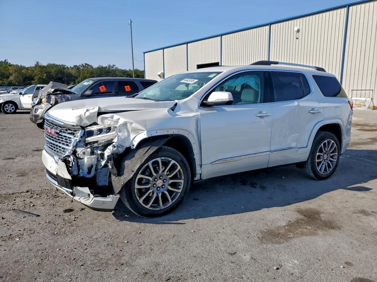 2023 GMC ACADIA