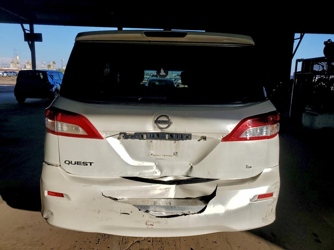 2012 NISSAN Quest