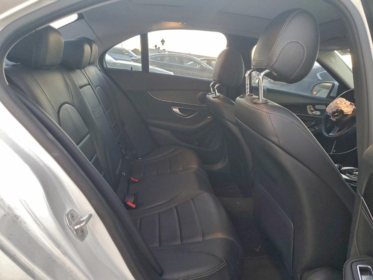 2016 MERCEDES-BENZ C-CLASS