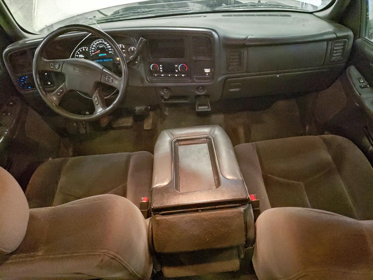 2005 GMC Sierra