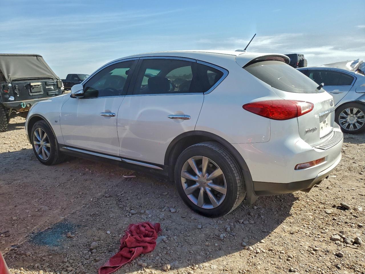 2016 INFINITI QX50