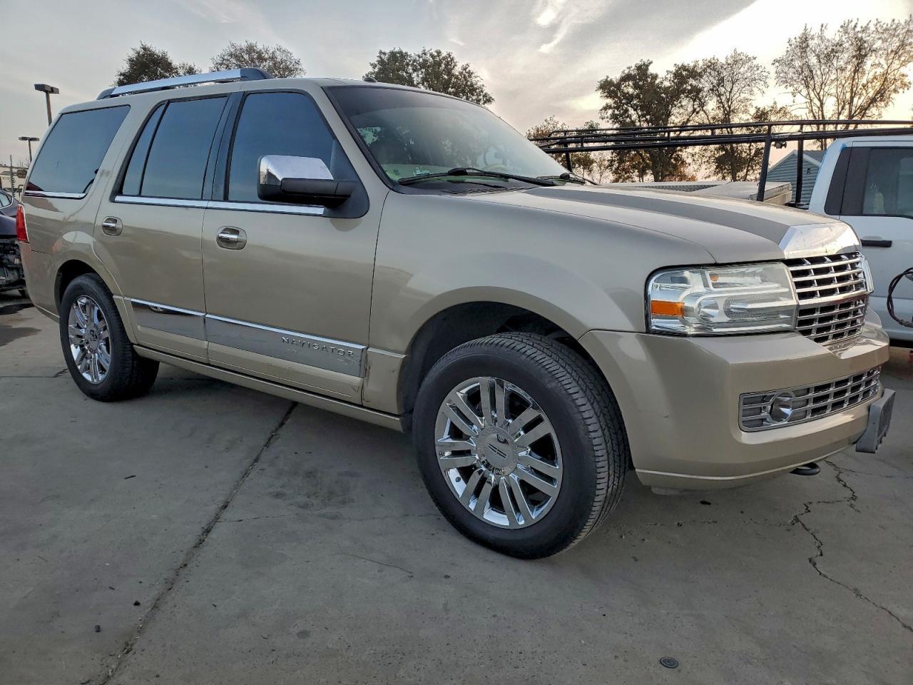 2008 LINCOLN Navigator