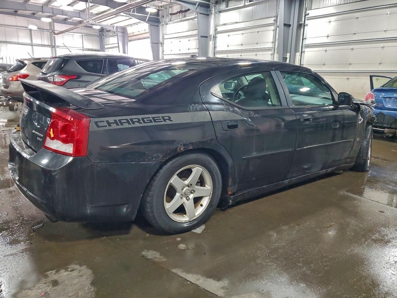 2010 DODGE CHARGER
