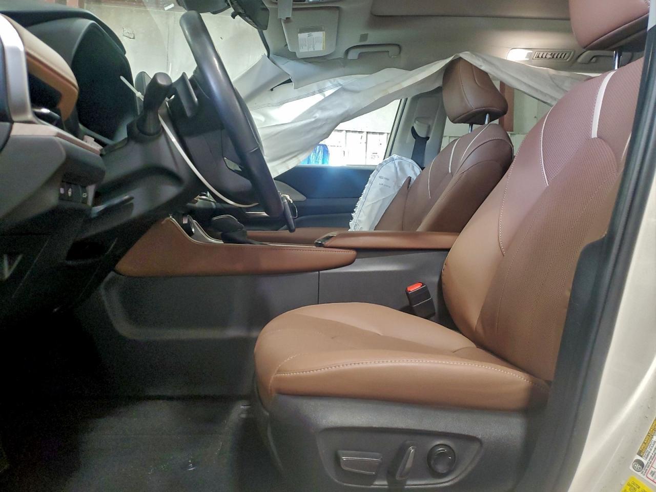 2024 TOYOTA HIGHLANDER