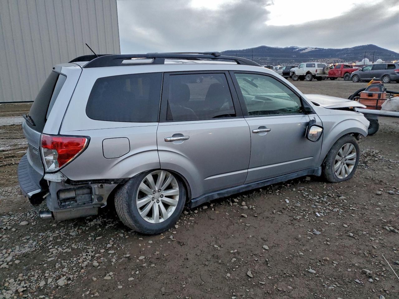 2013 SUBARU FORESTER