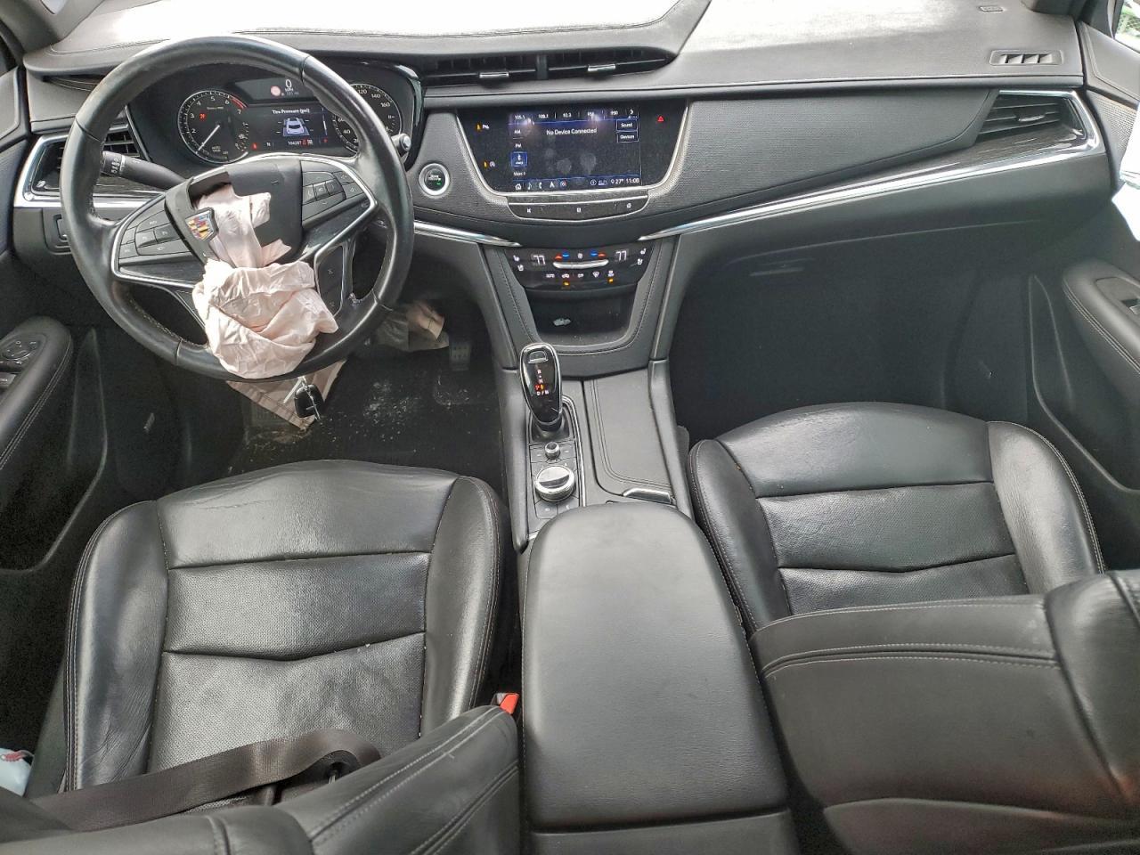 2020 CADILLAC XT5