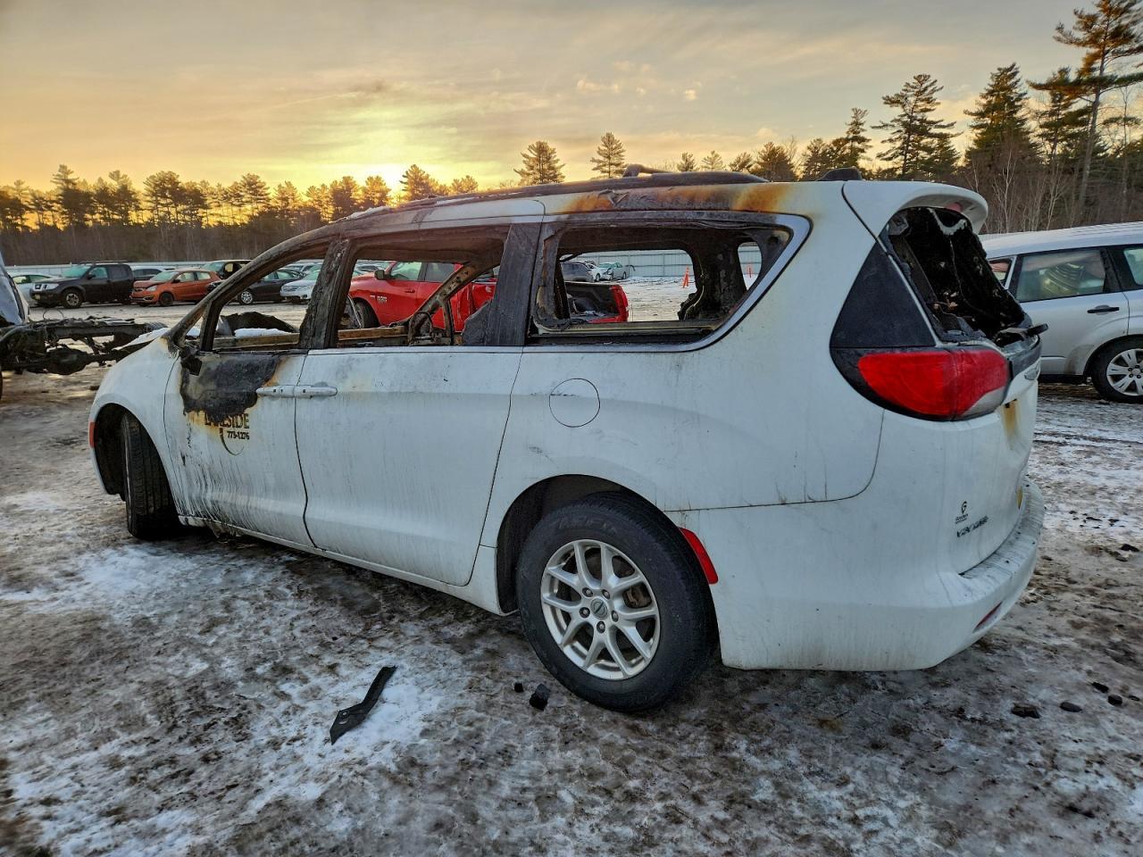 2021 CHRYSLER Voyager