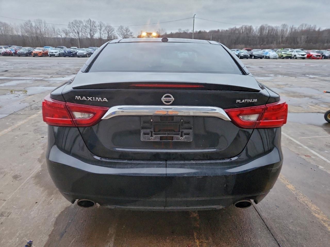 2016 NISSAN Maxima