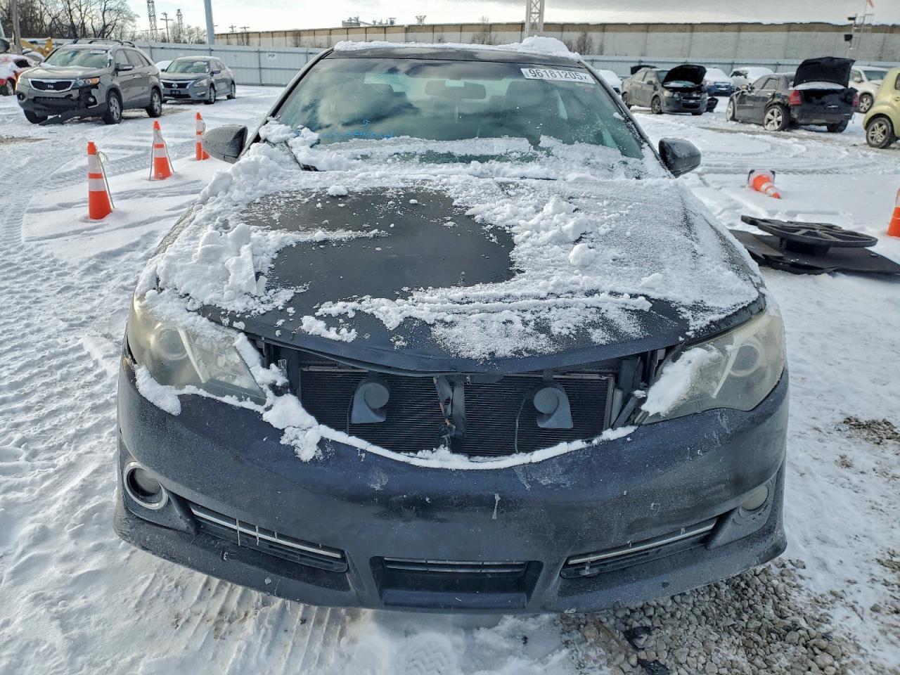 2013 TOYOTA CAMRY