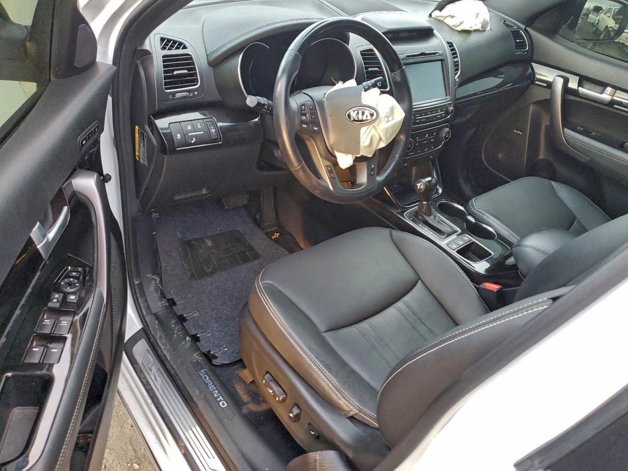 2015 KIA SORENTO