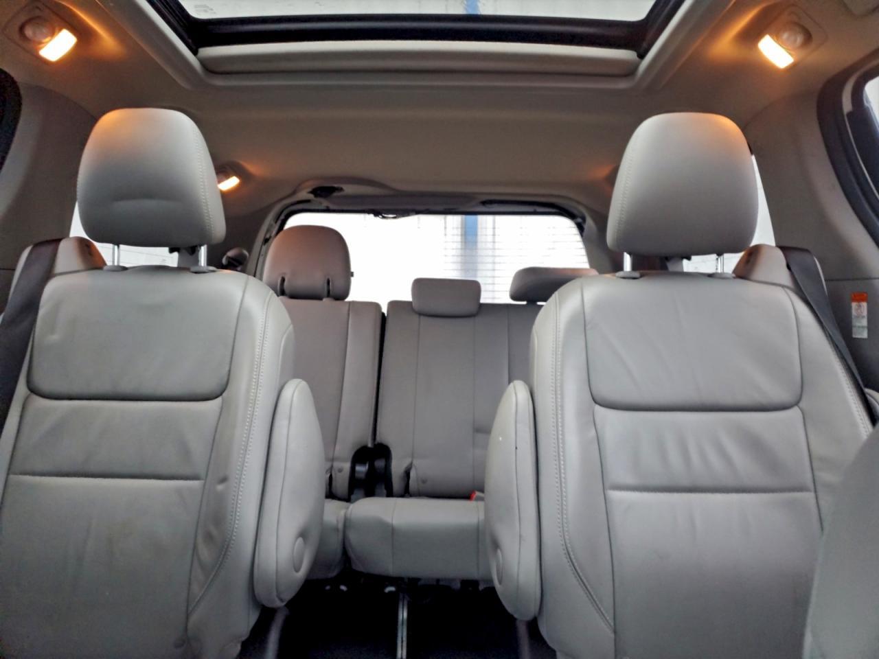 2015 TOYOTA SIENNA