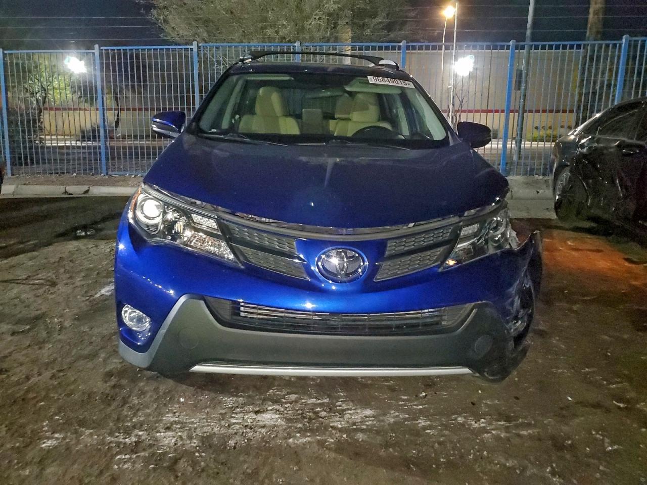 2015 TOYOTA RAV4