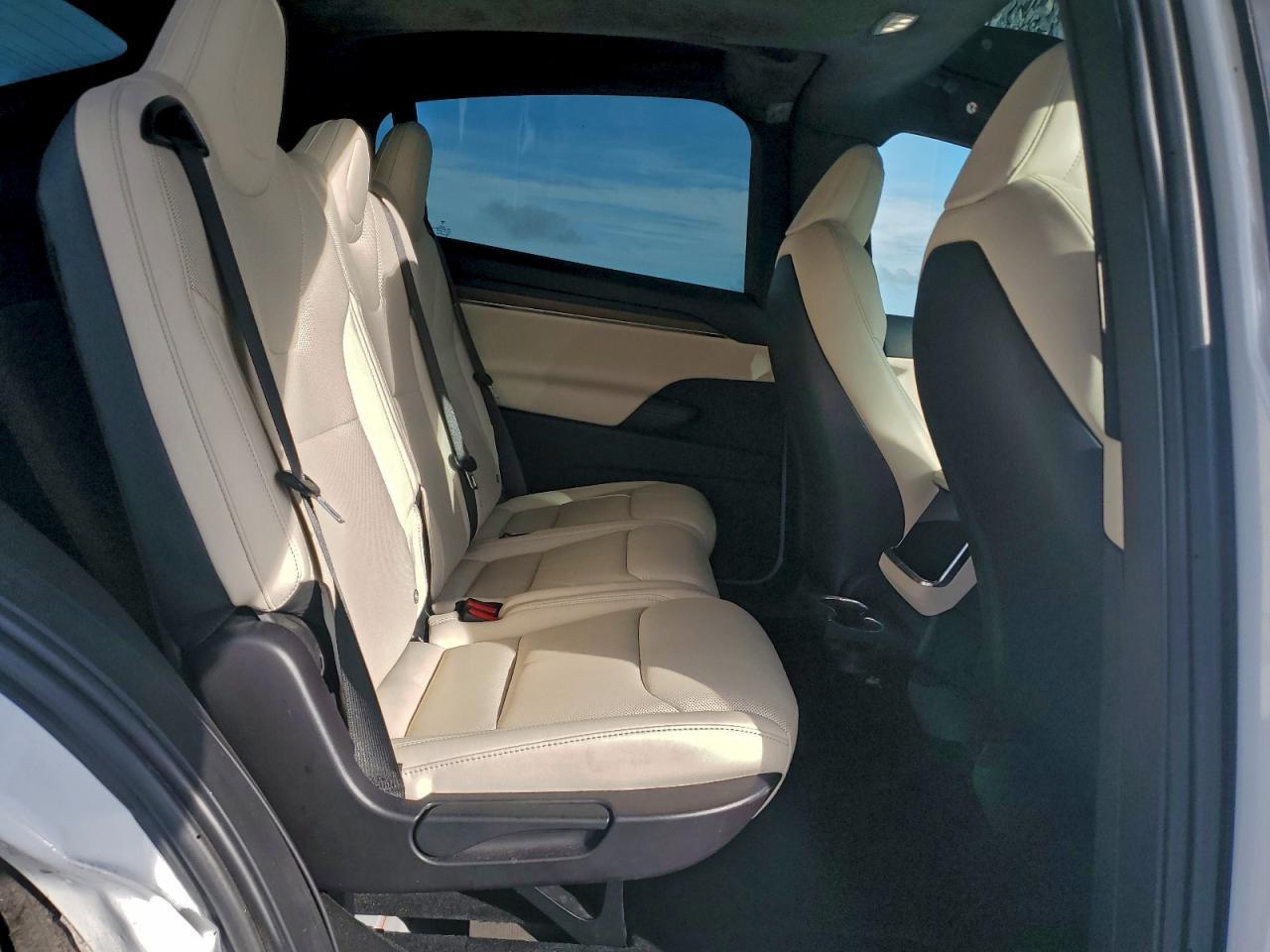 2023 TESLA MODEL X