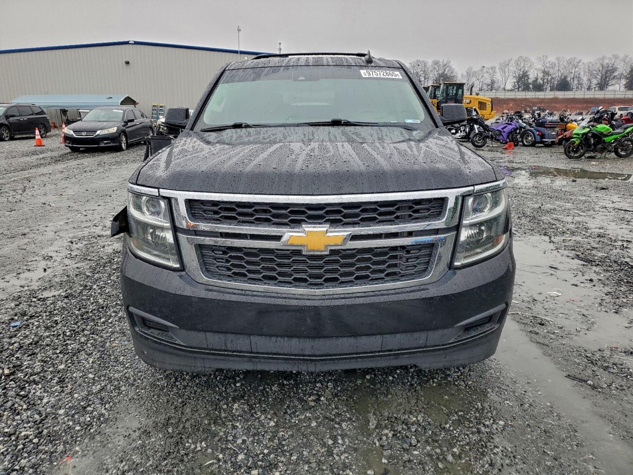 2016 CHEVROLET Suburban