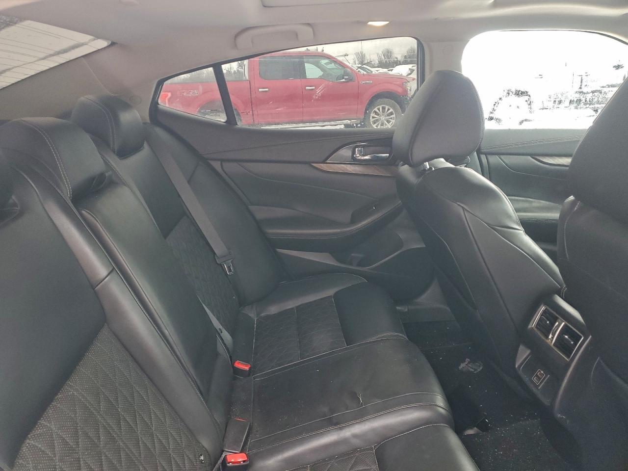 2018 NISSAN Maxima
