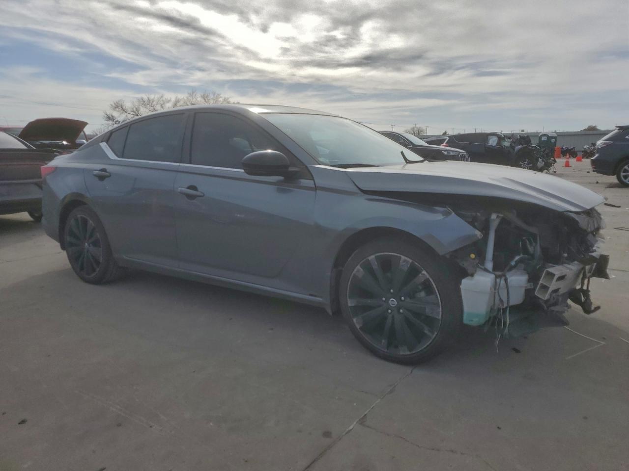 2022 NISSAN ALTIMA