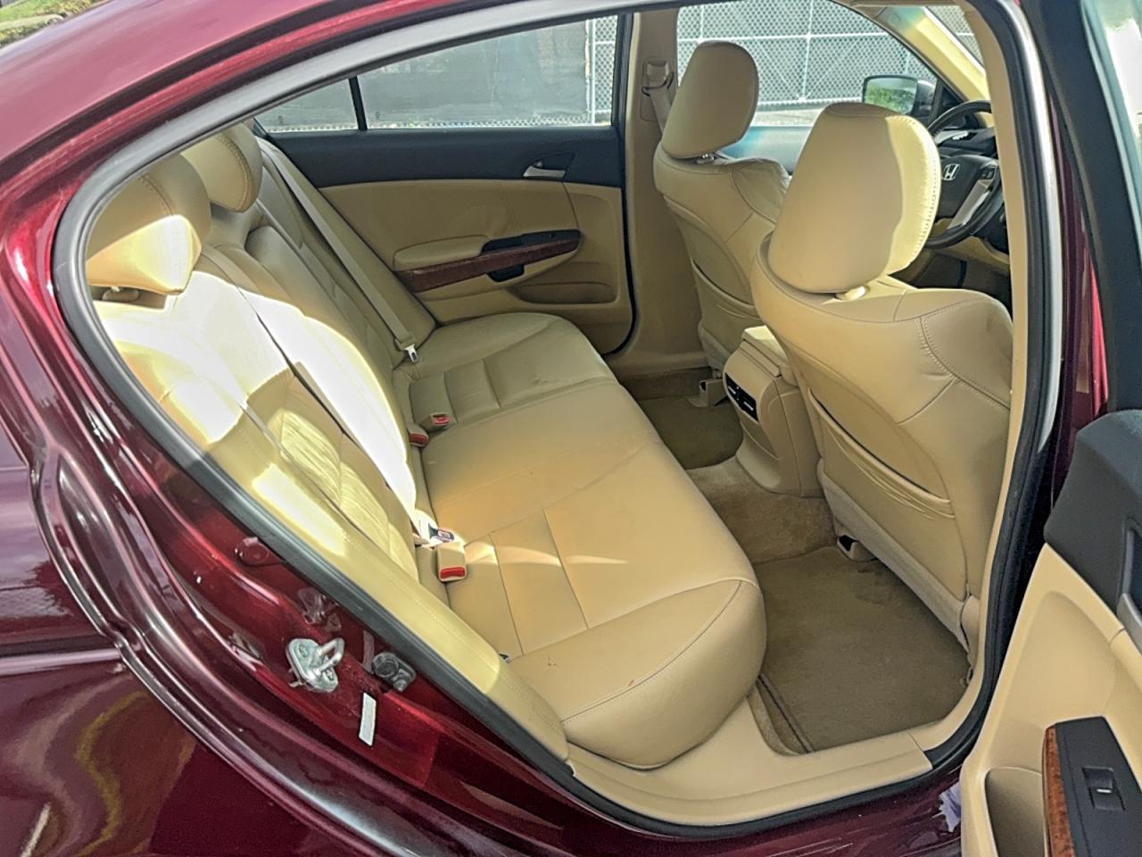 2011 HONDA ACCORD