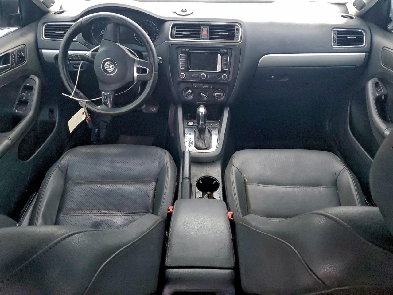 2012 VOLKSWAGEN JETTA