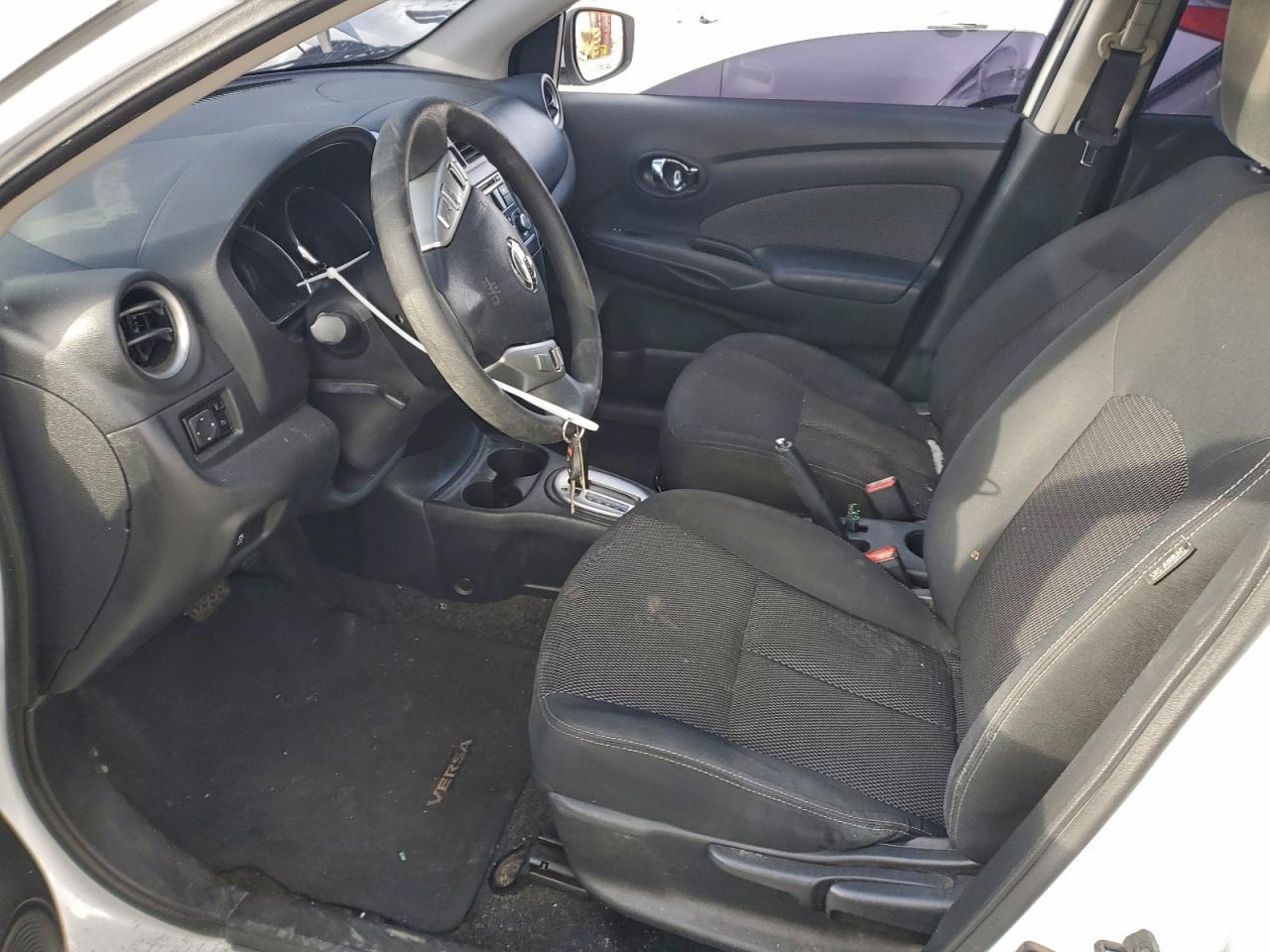 2016 NISSAN VERSA