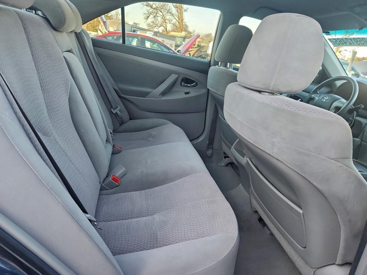2010 TOYOTA CAMRY
