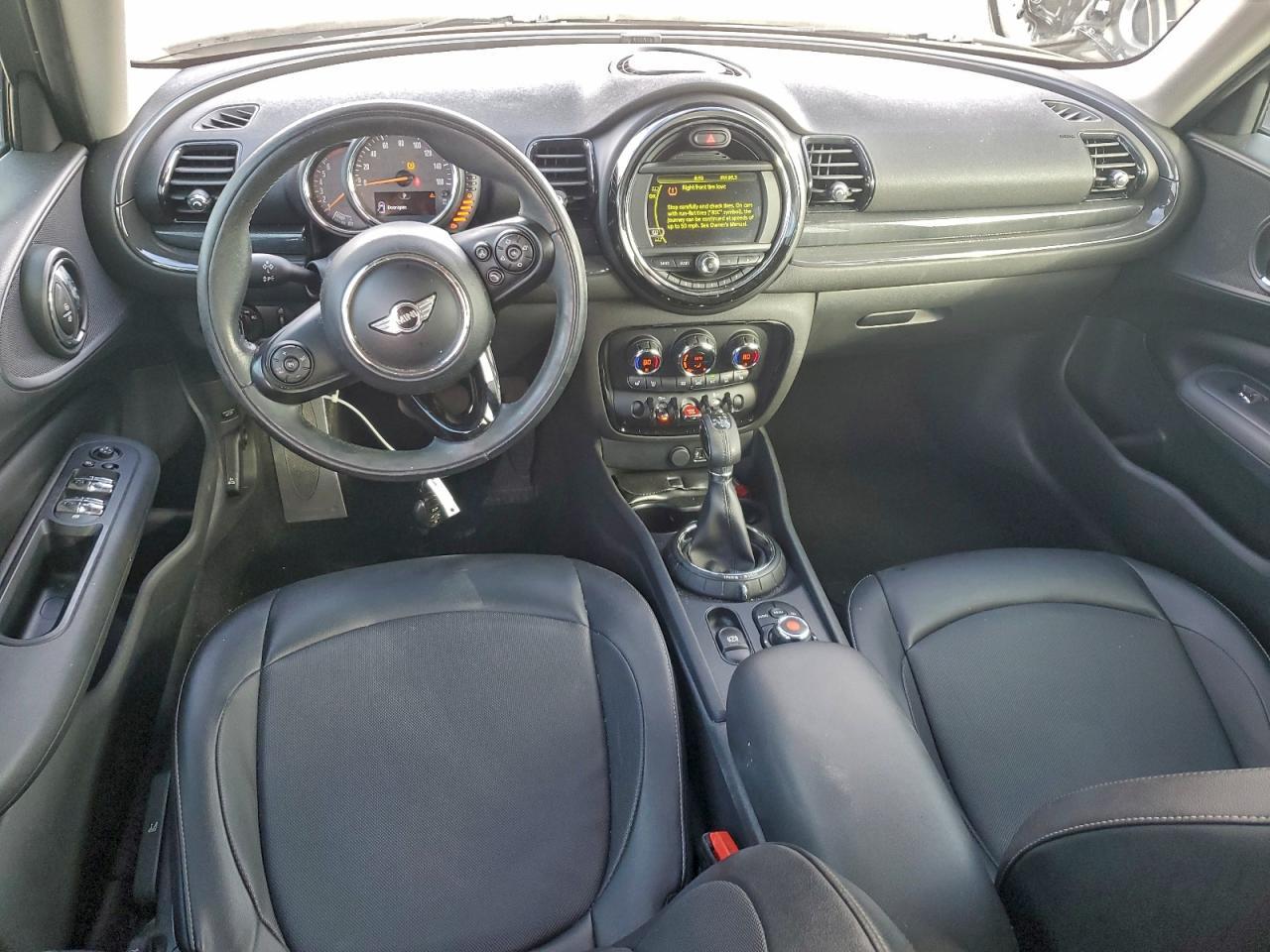 2016 MINI Cooper Clubman