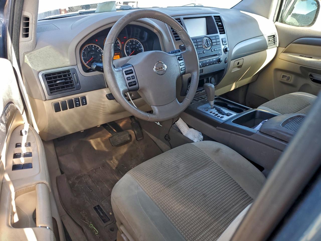 2011 NISSAN Armada