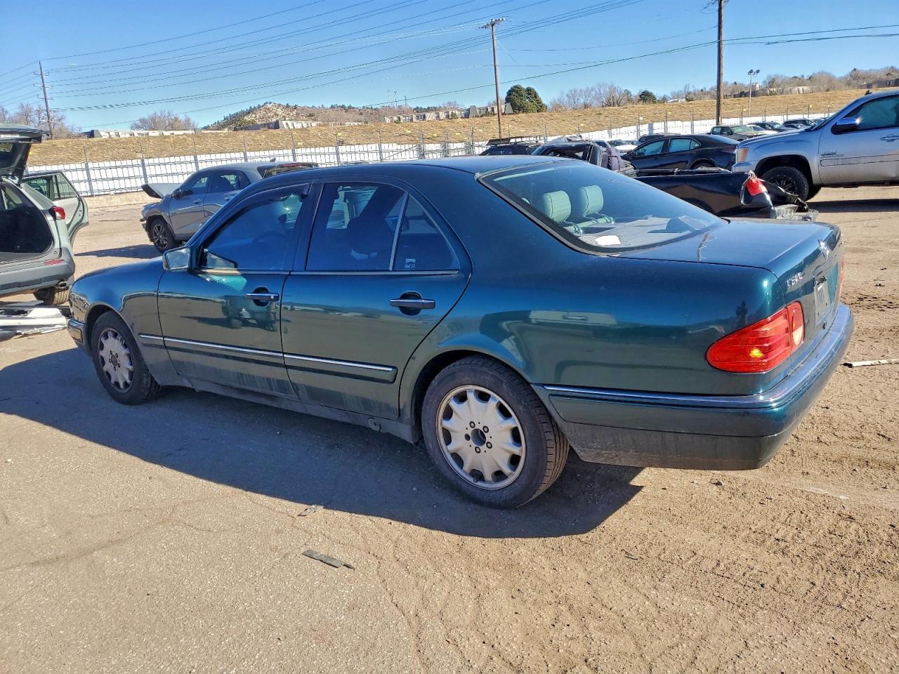 1998 MERCEDES-BENZ E-Class