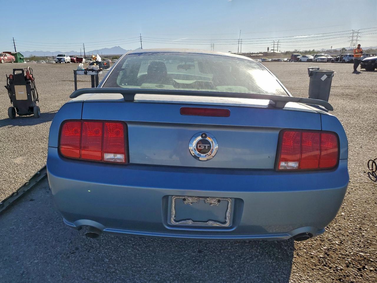 2005 FORD MUSTANG