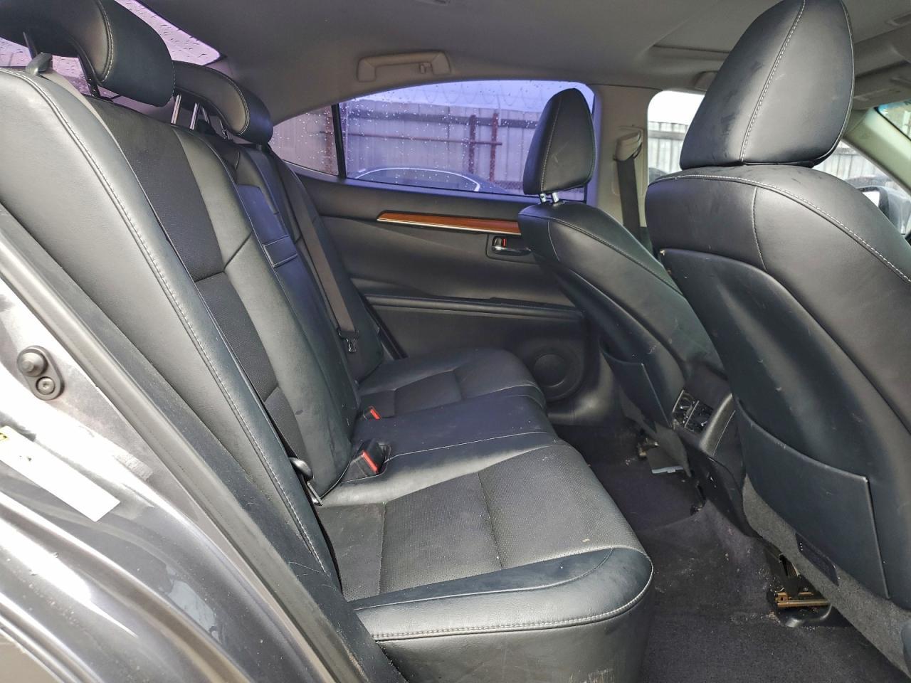 2014 LEXUS ES 300H